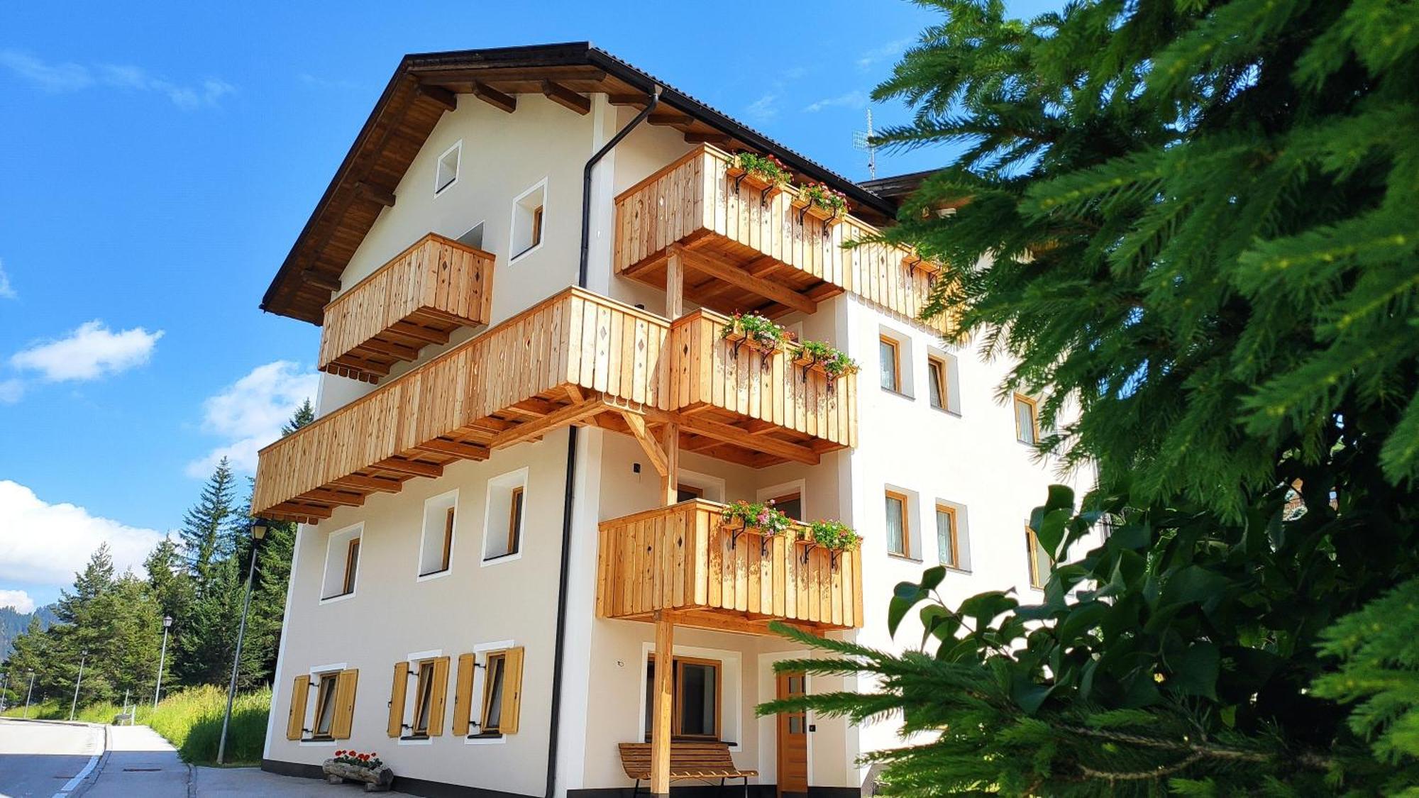 Villa Erica Badia  Esterno foto
